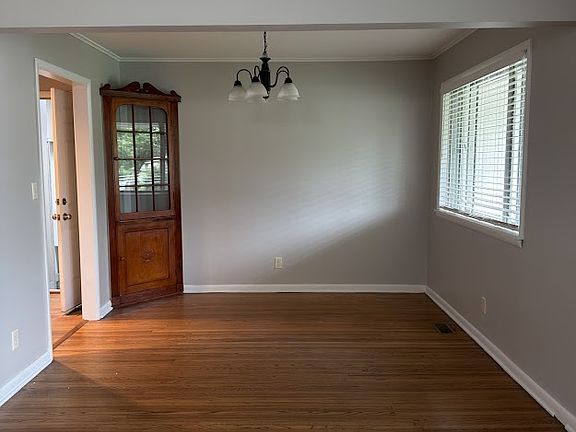 4th image of 5048 S 31st Ave W