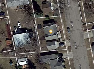 17 7th St E, Ada, MN 56510