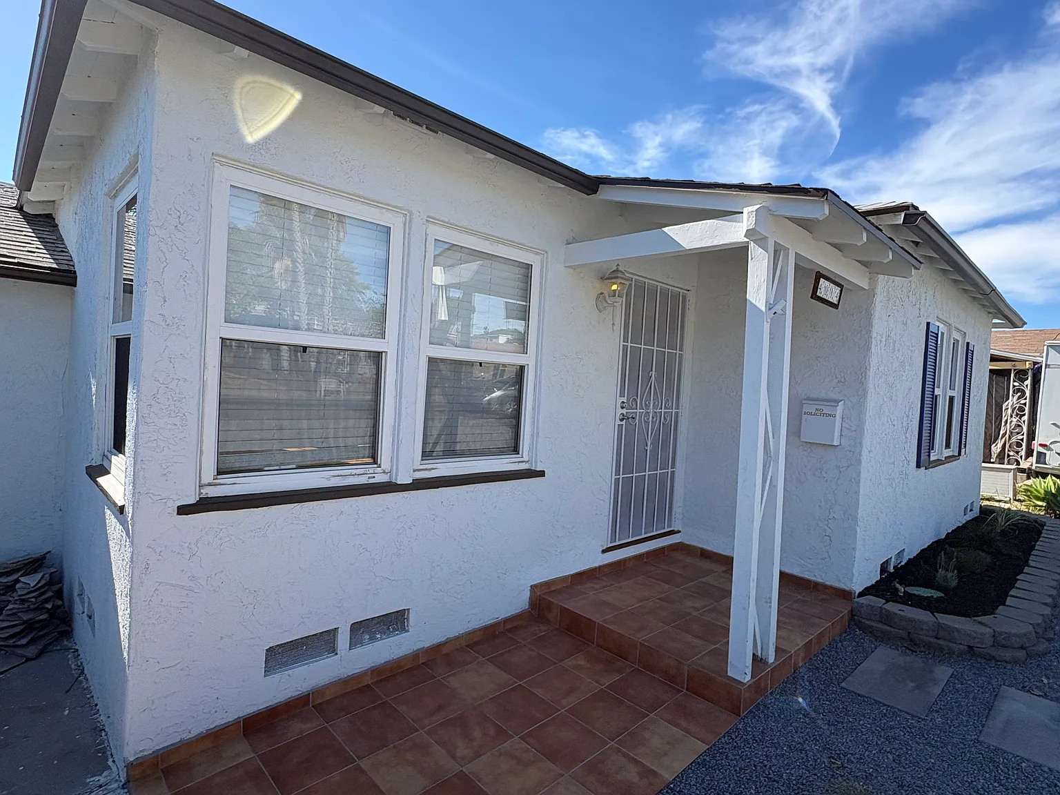 2 bed, 970 sqft, $3,888 — Photo 4