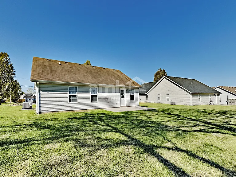 1633 Jo Ann Dr — Photo 17