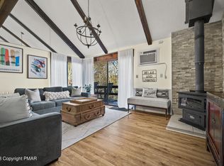 48 Slalom Way, Tannersville, PA 18372