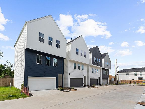 2nd image of 8317 Springwood Canyon Ln