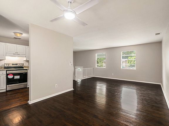 4th image of 665 San Fernando Dr SE