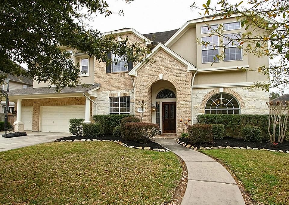 1st image of 16218 Diamond Rock Dr