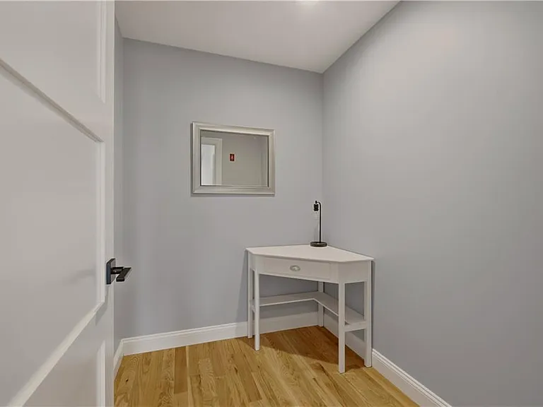 201 Revolution Way — Photo 19