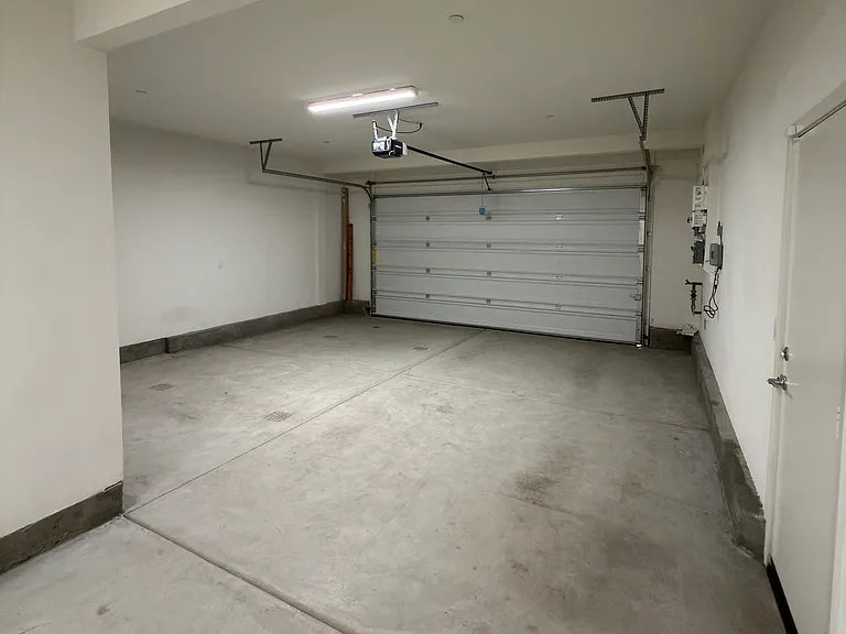 2622 E Scarlett Ln — Photo 4