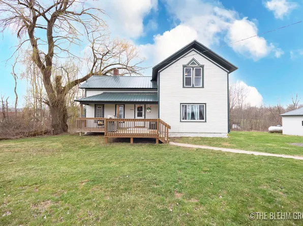 10696 Moran St NE, Cedar Springs, MI 49319