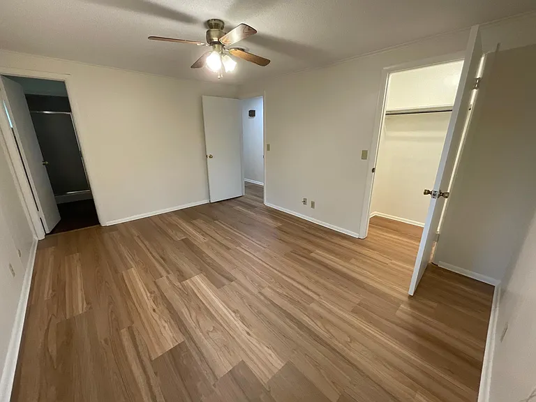 408 Cone St — Photo 17