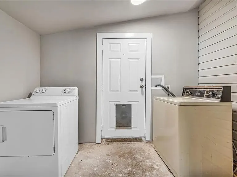 2707 Cliff St — Photo 12