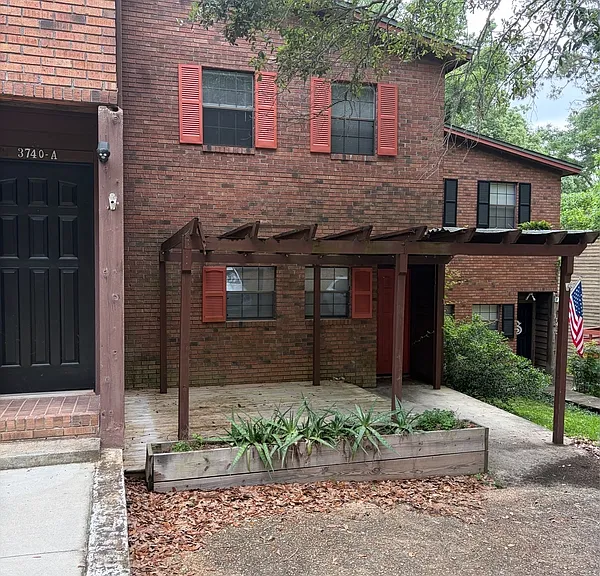 3740 Donovan Dr #B-1 — Photo 3