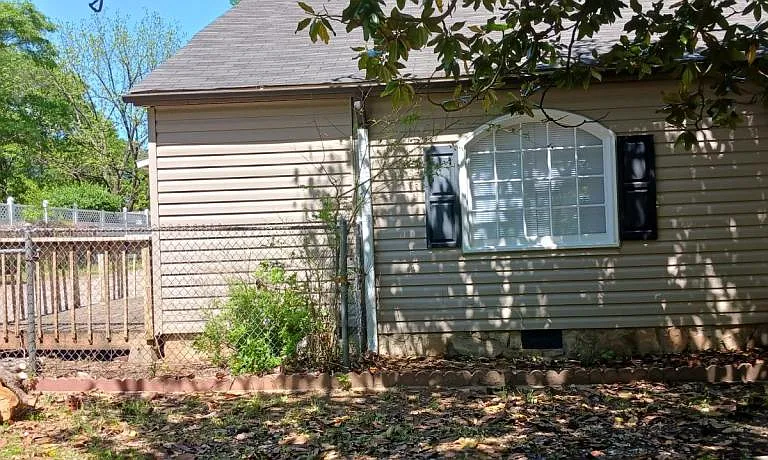 25 E Belvue Rd — Photo 25