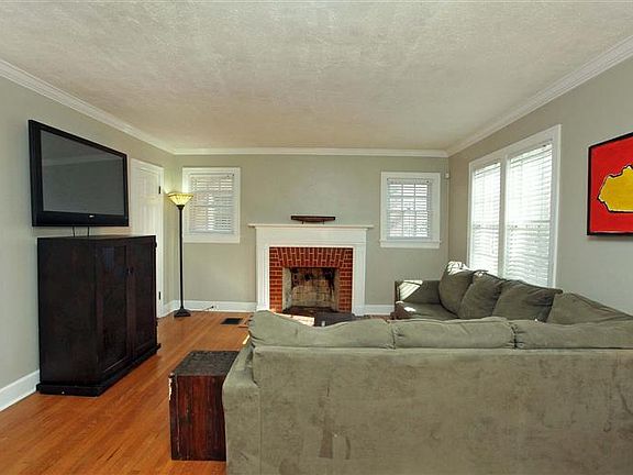 2nd image of 127 Wabash Dr