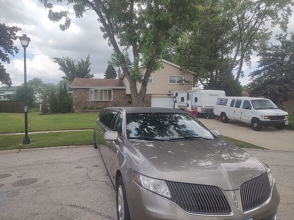 3rd image of 1420 W Jo Ann Ln