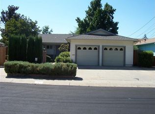 586 Lewis Ave, Yuba City, CA