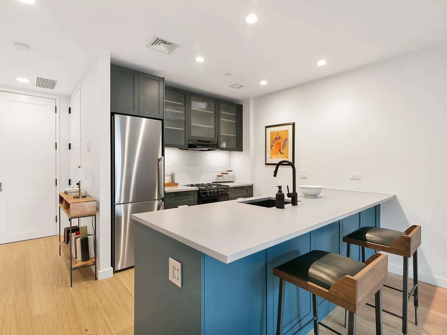 860 Lorimer Street — Photo 3
