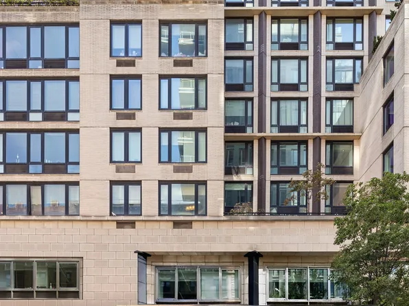 300 East 77th Street image 19 of 19