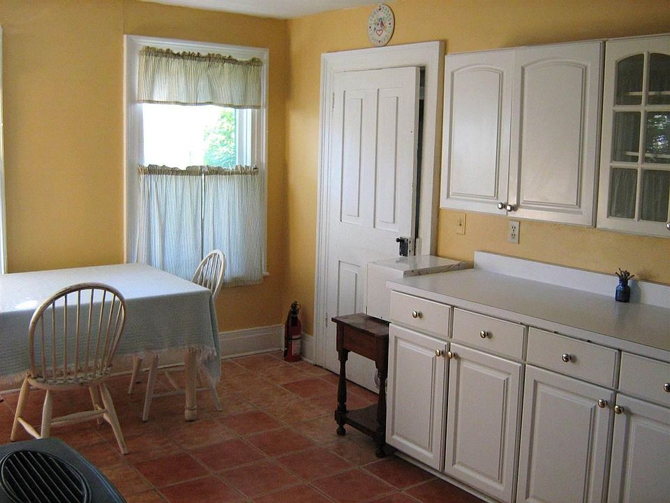 1605 Thompsons Lake Rd, East Berne, NY 12059 Zillow