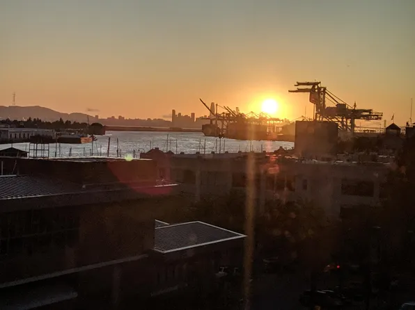 311 2nd St APT 713, Oakland, CA 94607