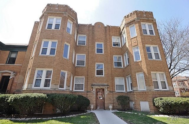1st image of 4942 N Rockwell St #3