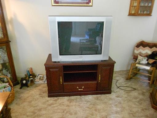 2nd image of 498 Uhler Ave