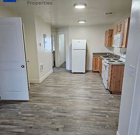 5th image of 1942 Brock Dr APT 4