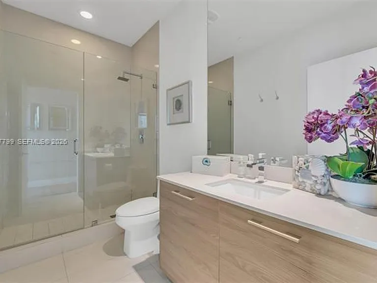 1300 S Miami Avenue Rd #Penthouse 5110 — Photo 38