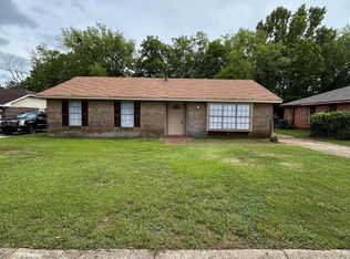 4132 Edge Hill Ln, Montgomery, AL 36116