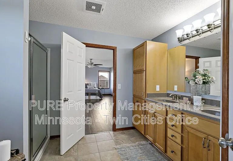 1491 Pembroke Pass — Photo 12