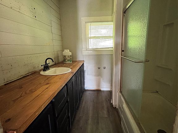 5th image of 2107 S Fannin Ave