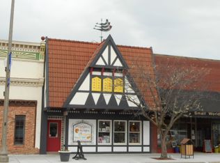 125 N Main St, Lindsborg, KS 67456