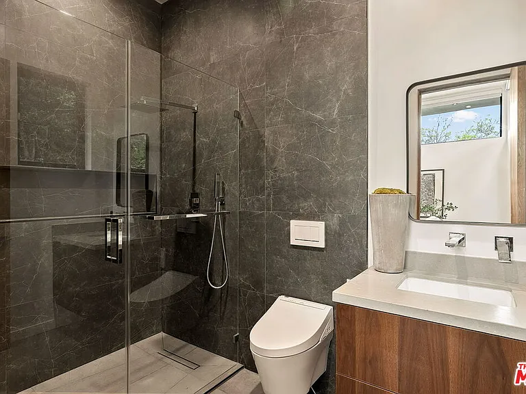 10326 Keswick Ave — Photo 25