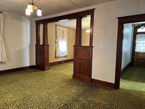 5th image of 311 Brooks St