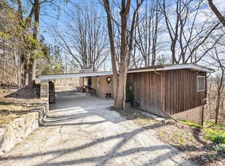 W262S8830 Oakdale Dr, Town Of Vernon, WI 53149