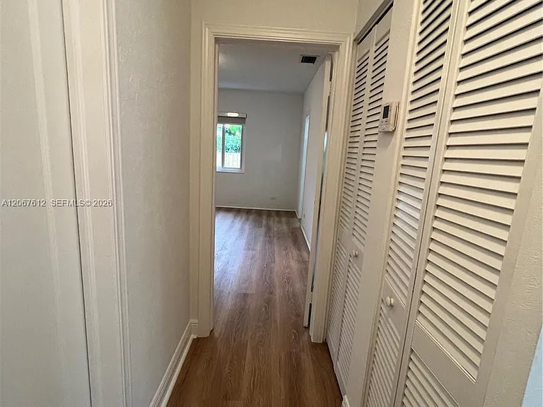 110 SW 30th Rd — Photo 12