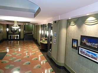 Sold by Thomas Lipovetsky, LREB