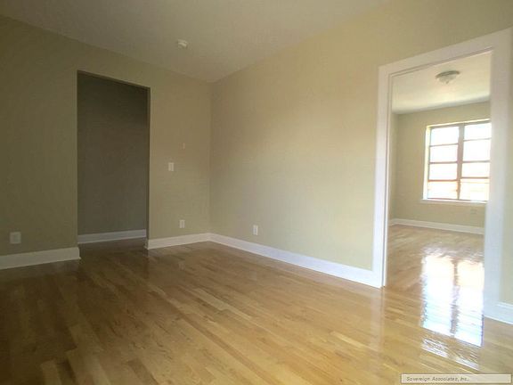 2nd image of 105 Audubon Ave APT 4A