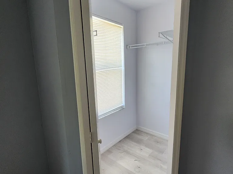 2109 NW 2nd Ave — Photo 16