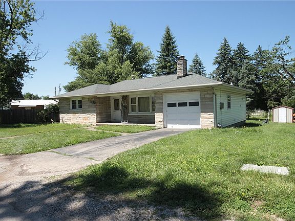 2nd image of 323 Bayard St