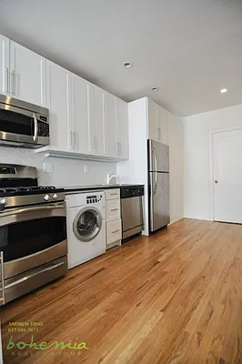 Rented by Bohemia Realty Group | media 21