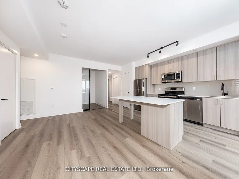 758 Dovercourt Rd W #805 — Photo 7