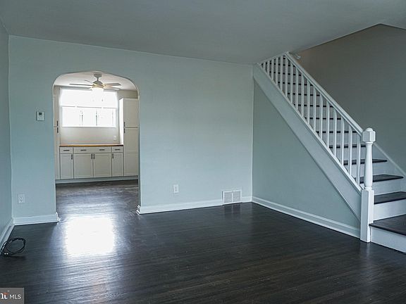 2nd image of 7308 Elmwood Ave