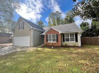 169 Williamsburg Way, Winder, GA 30680