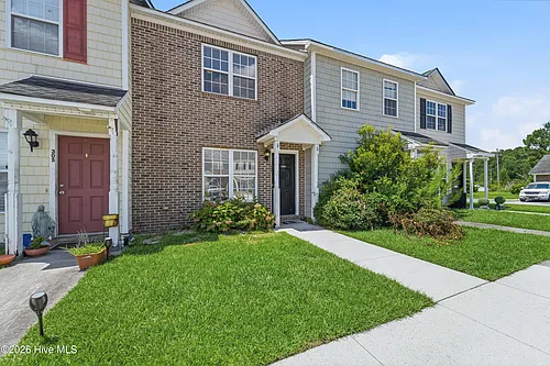 307 Bridgewood Dr Photo 1