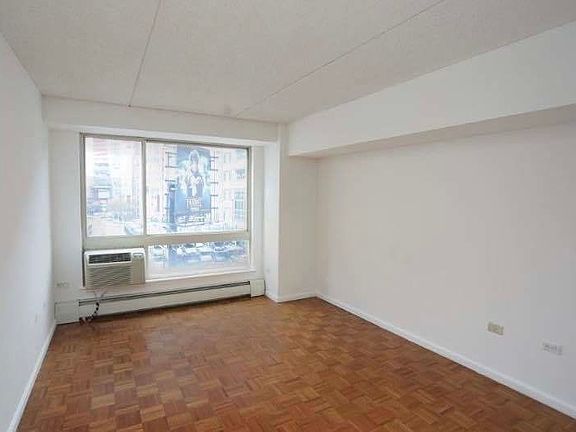 4th image of 357 W 30th St #206