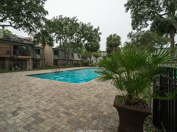 3rd image of 31 S Forest Beach Dr APT 22