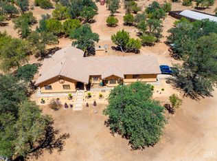 19211 Walker Basin Rd, Caliente, CA 93518