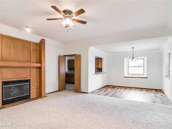 3rd image of 813 NW 141st St
