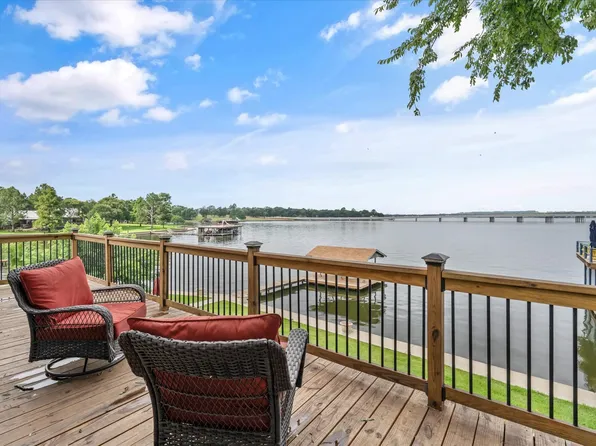 107 Oak Acres Dr W, Malakoff, TX 75148