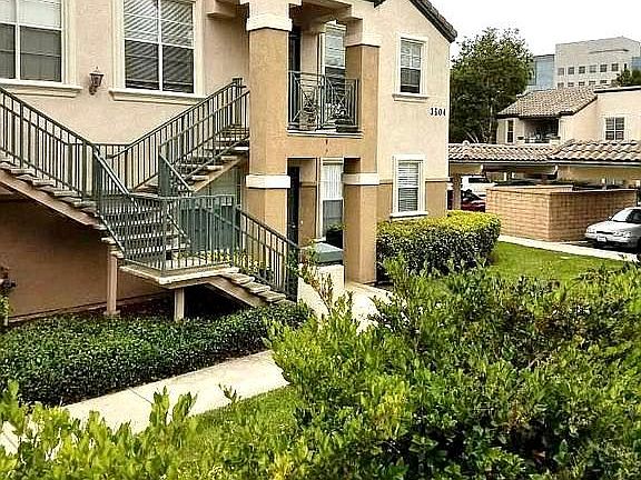 Upper unit, light and bright!!