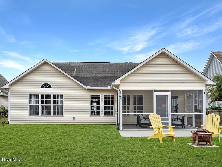 508 Azalea Dr — Photo 37